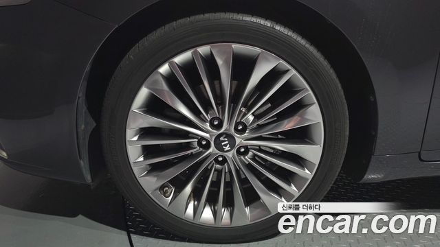 Kia K7 2017 — photo 5