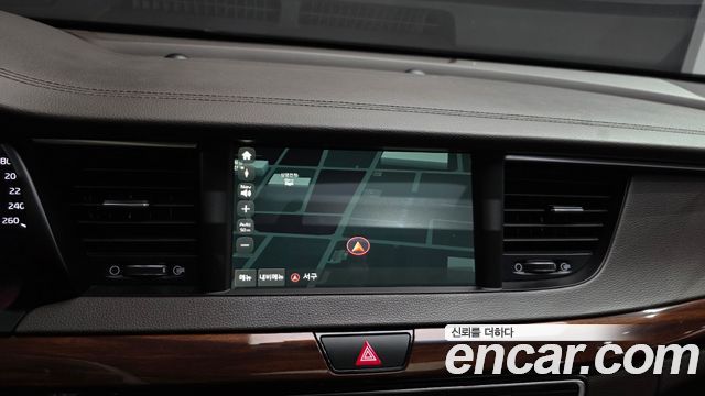 Kia K7 2017 — photo 14