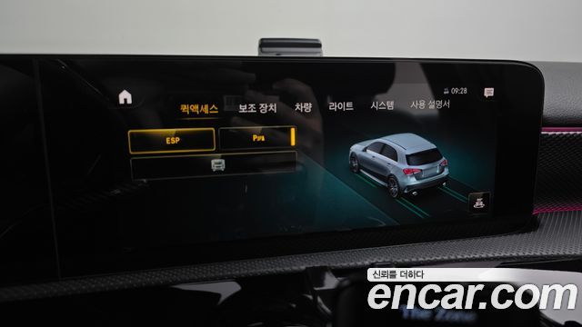 Mercedes-Benz A-Class 2021 — photo 22