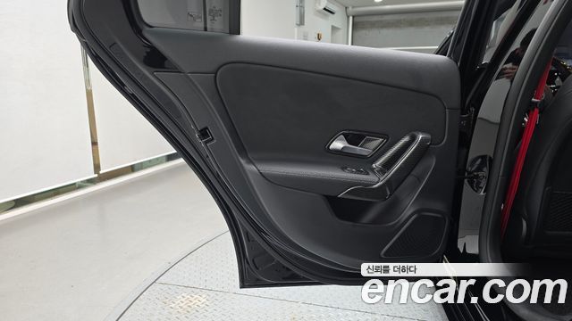 Mercedes-Benz A-Class 2021 — photo 15