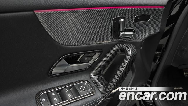 Mercedes-Benz A-Class 2021 — photo 28