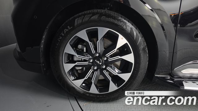 Kia Canival 2022 — photo 5