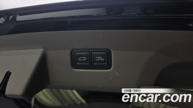 Kia Canival 2022 — photo 24