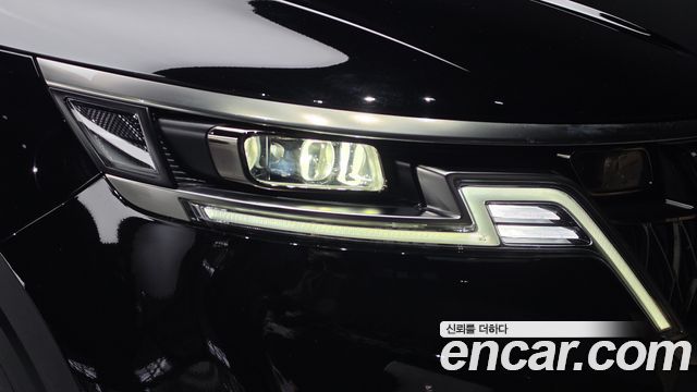 Kia Canival 2022 — photo 8