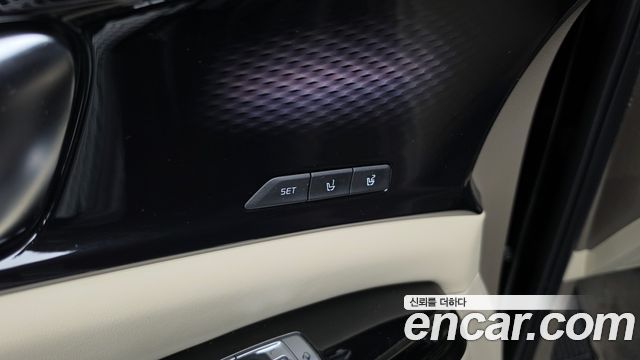 Kia Canival 2022 — photo 30