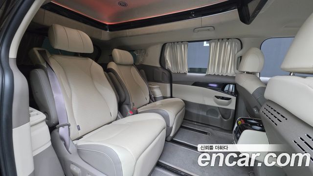 Kia Canival 2022 — photo 33