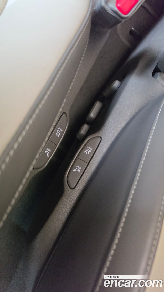 Kia Canival 2022 — photo 36