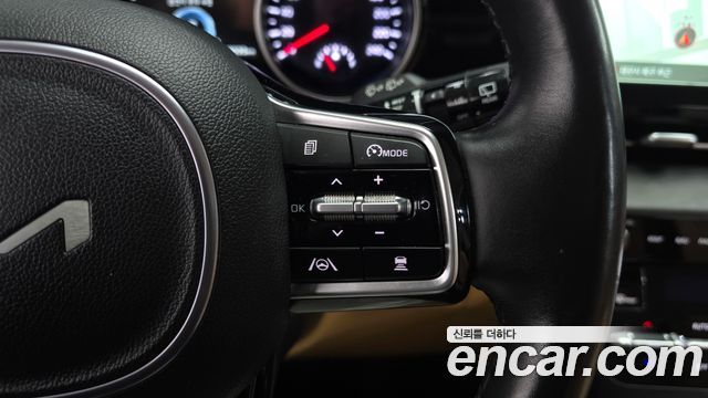 Kia Canival 2023 — photo 14
