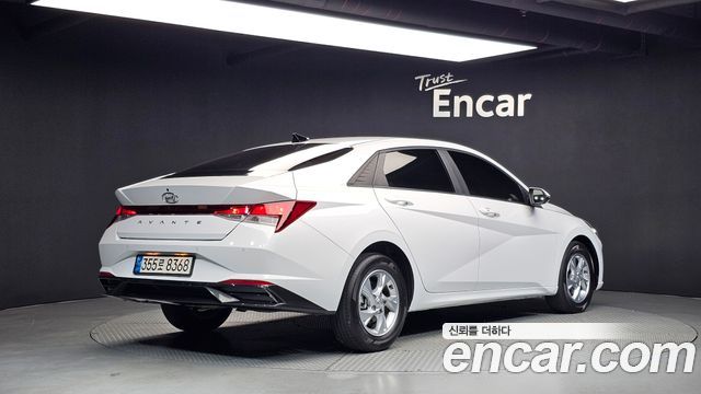 Hyundai AVANTE 2022 — photo 2