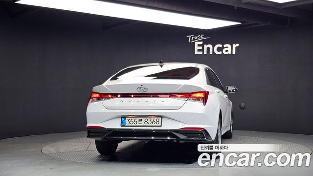 Hyundai AVANTE 2022 — photo 4