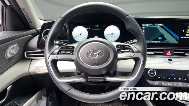Hyundai AVANTE 2022 — photo 19