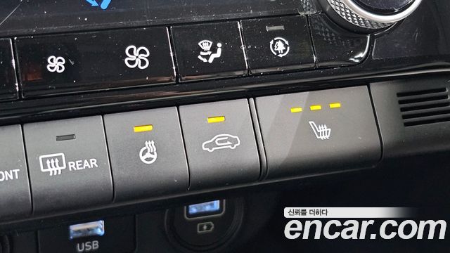 Hyundai AVANTE 2022 — photo 24
