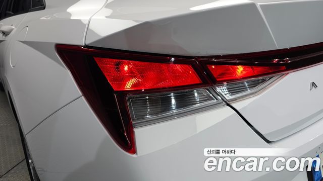Hyundai AVANTE 2022 — photo 9