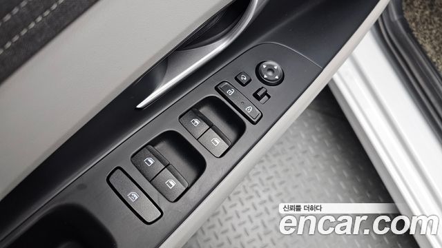 Hyundai AVANTE 2022 — photo 30