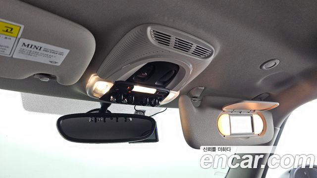 Mini Cooper 2019 — photo 15