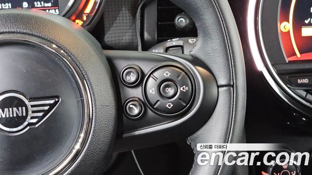 Mini Cooper 2019 — photo 18