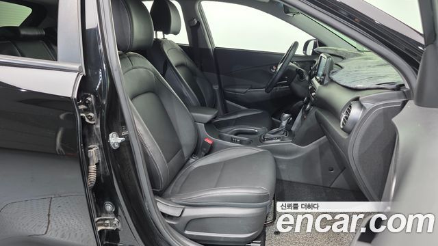 Hyundai Kona 2018 — photo 11