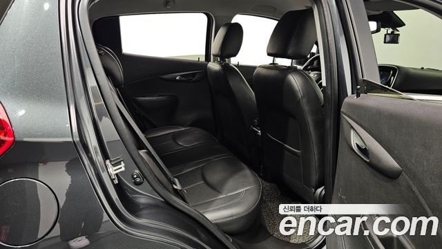 Chevrolet Korea Spark 2017 — photo 18