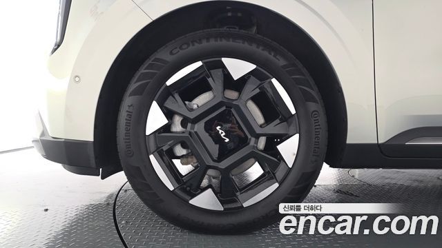 Kia Canival 2025 — photo 5