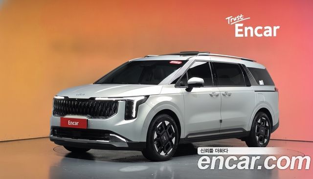 Kia Canival 2025 — photo 1