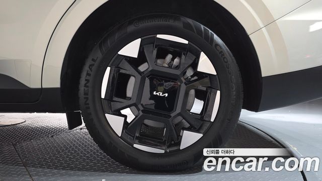 Kia Canival 2025 — photo 7