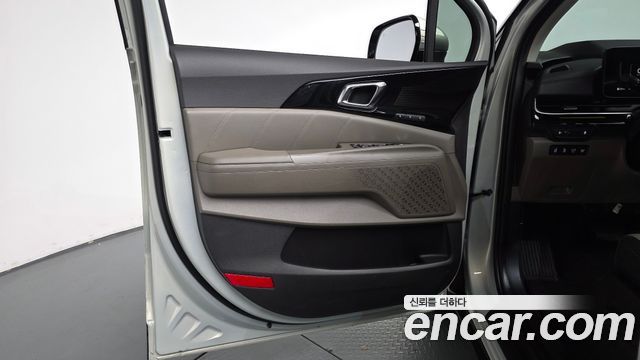 Kia Canival 2025 — photo 14