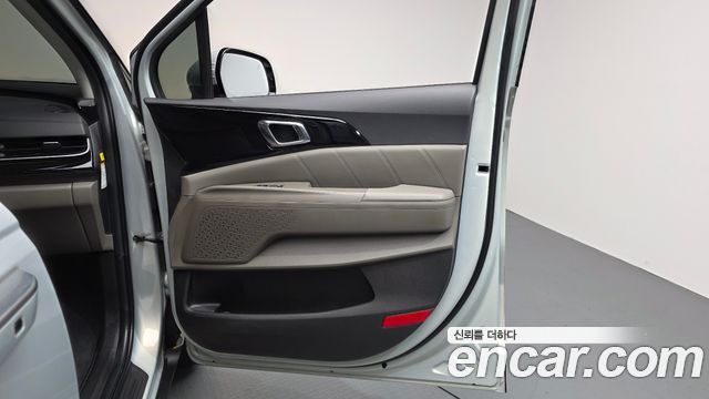 Kia Canival 2025 — photo 15