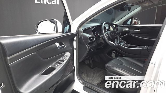 Hyundai Santafe 2022 — photo 13