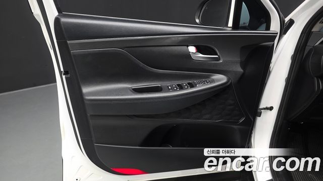 Hyundai Santafe 2022 — photo 14