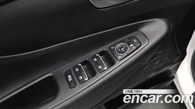 Hyundai Santafe 2022 — photo 29