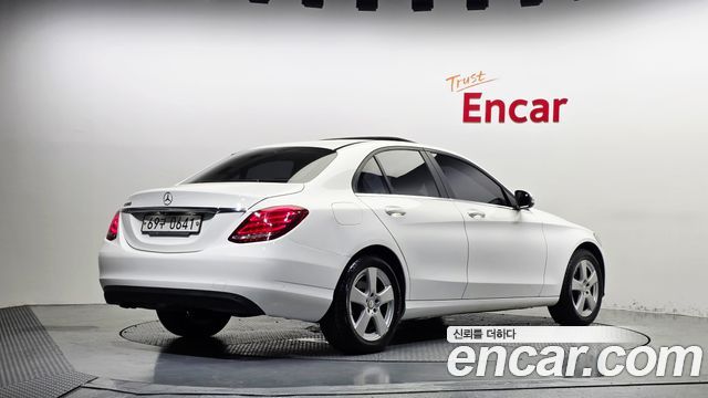 Mercedes-Benz C-Class 2016 — photo 2