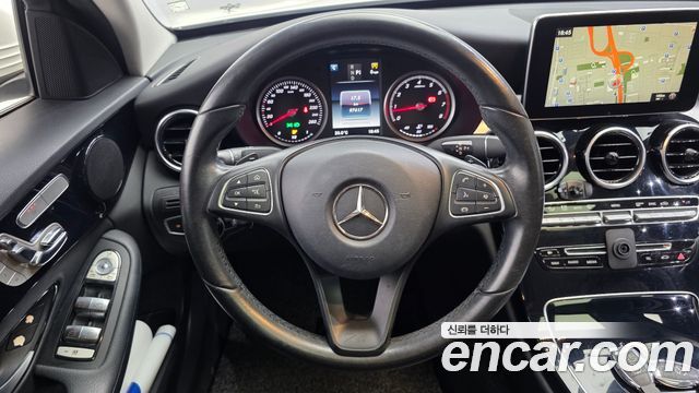 Mercedes-Benz C-Class 2016 — photo 13