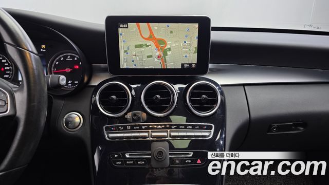Mercedes-Benz C-Class 2016 — photo 14