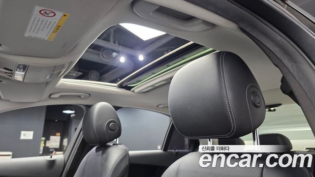 Mercedes-Benz C-Class 2016 — photo 20