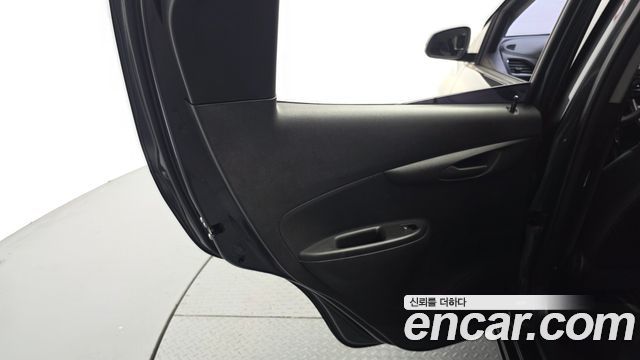 Chevrolet Korea Spark 2017 — photo 15