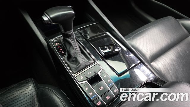 Kia K7 2016 — photo 12