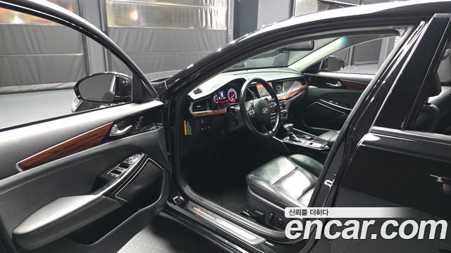 Kia K7 2016 — photo 13