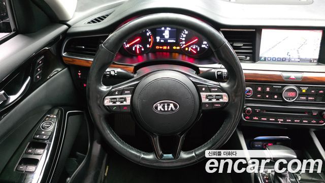Kia K7 2016 — photo 19