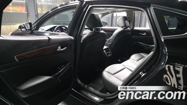 Kia K7 2016 — photo 16