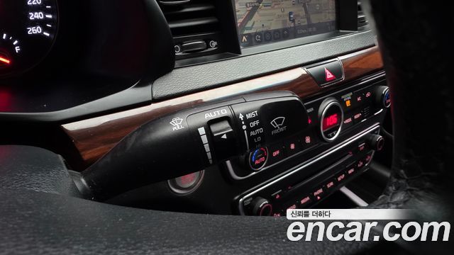 Kia K7 2016 — photo 30