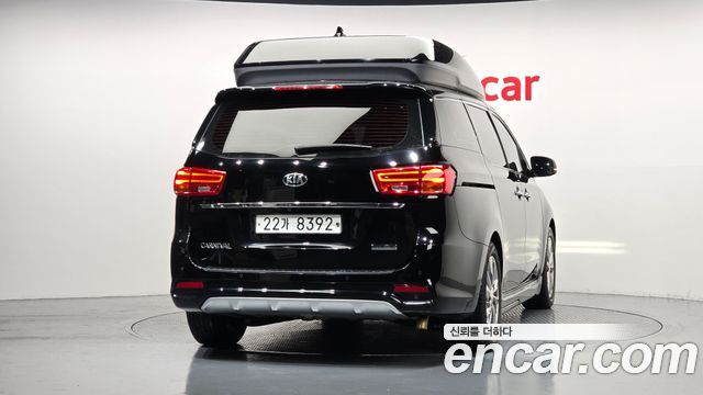 Kia Canival 2019 — photo 4