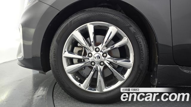 Kia Canival 2019 — photo 5