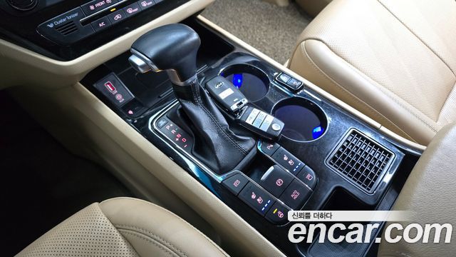 Kia Canival 2019 — photo 9