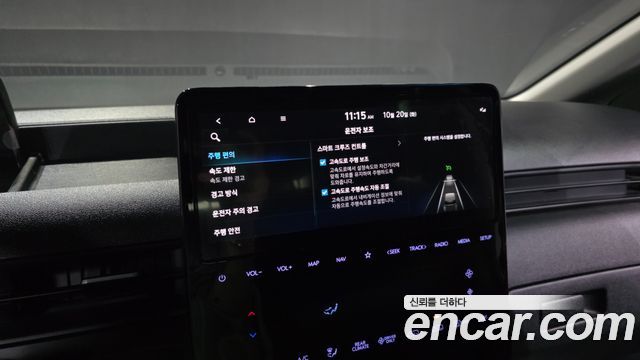 Hyundai Staria 2025 — photo 33