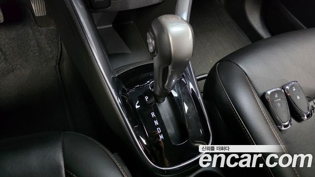 Chevrolet Korea Trax 2017 — photo 12