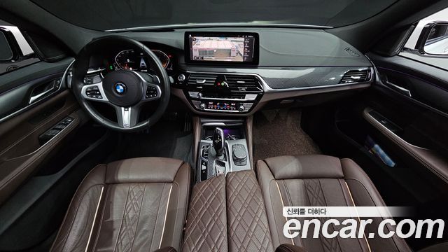 BMW Gran Turismo 2024 — photo 10