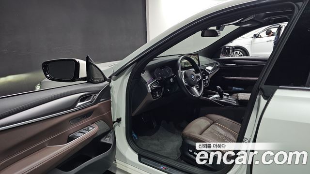 BMW Gran Turismo 2024 — photo 13