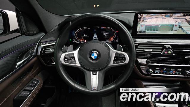 BMW Gran Turismo 2024 — photo 18