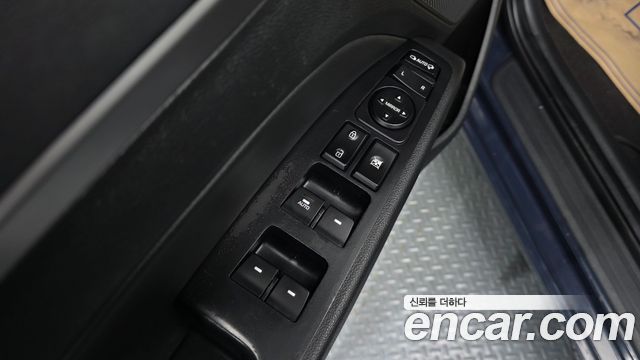 Hyundai AVANTE 2016 — photo 26