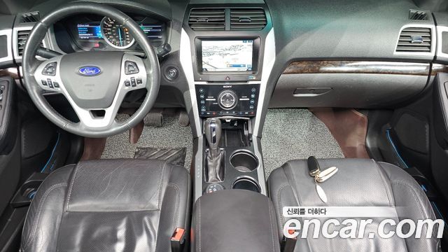 Ford Explorer 2014 — photo 7